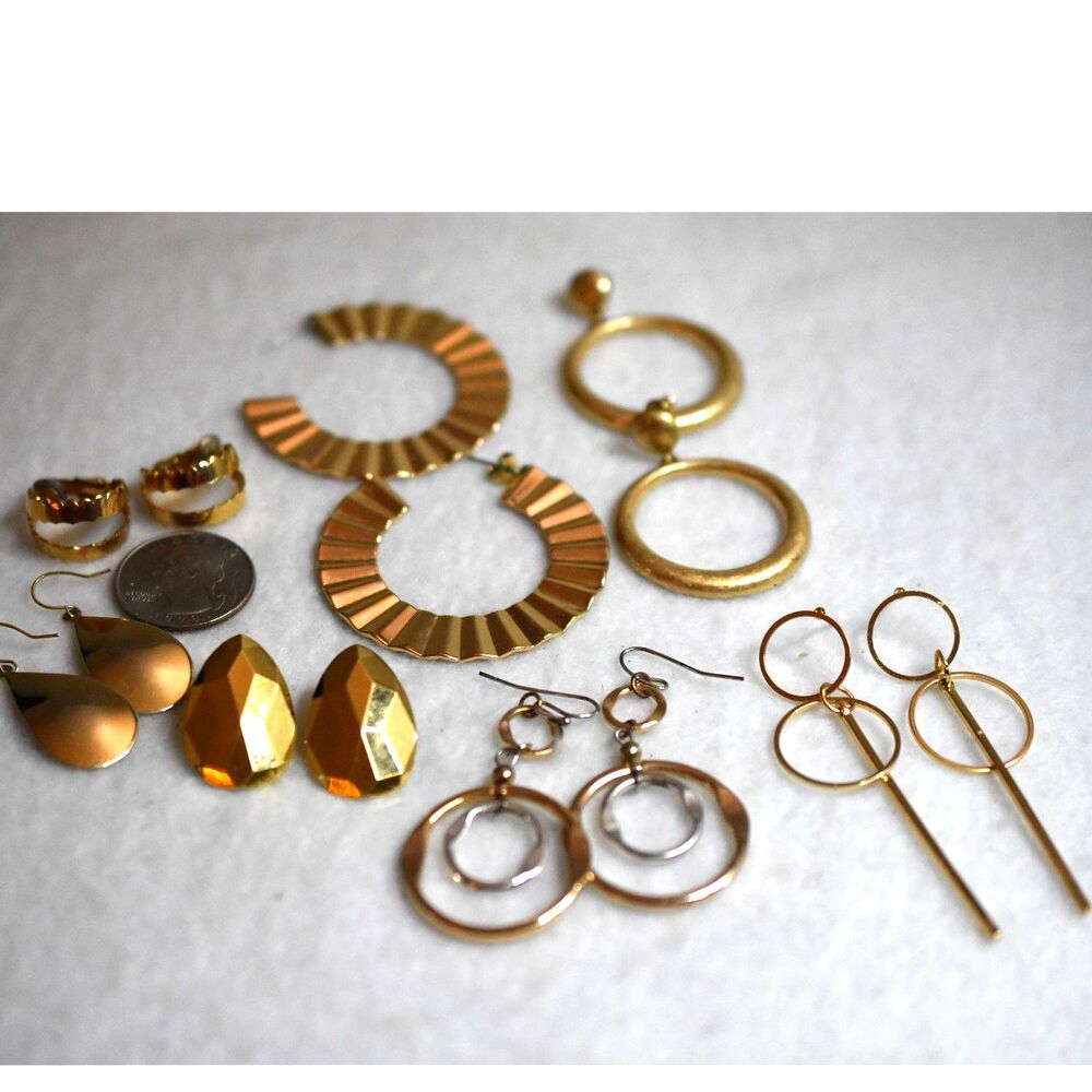 Retro Fashion 7 Pr. Gold Tone Clip On/Fish Hook/Post Earrings